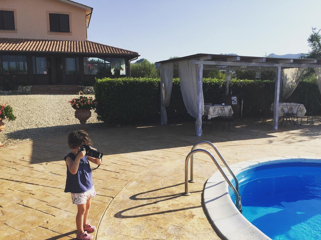 Agriturismo Casale Sasso Cerveteri Extérieur photo