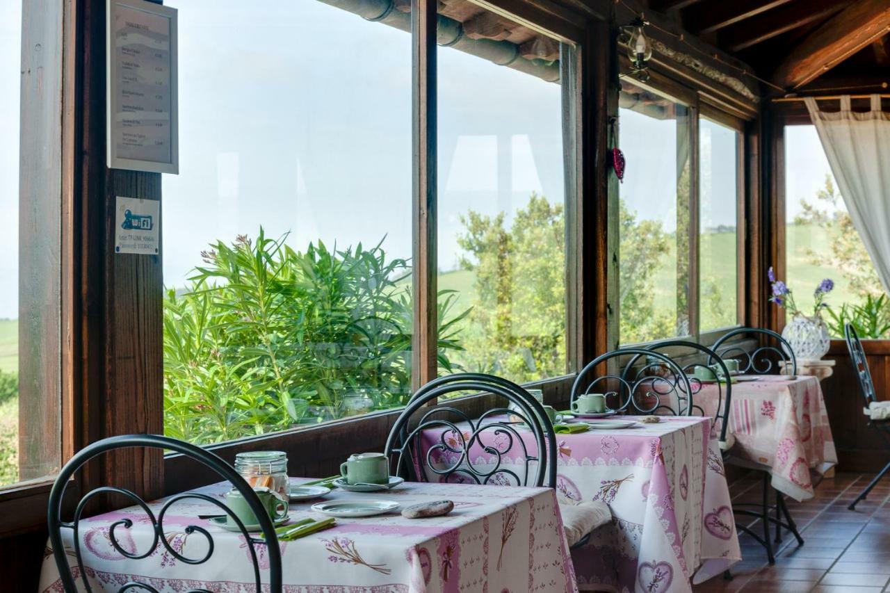 Agriturismo Casale Sasso Cerveteri Extérieur photo